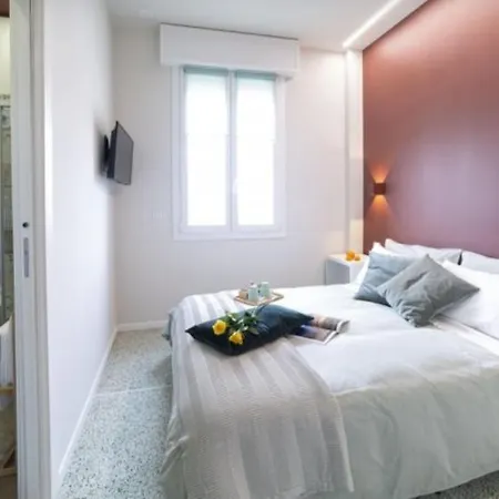 Affittacamere Noemi Livia Couette-café *